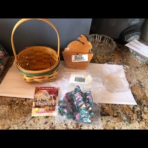 Longaberger Vintage 1999 Small Easter Basket Combo with wooden bunny divider